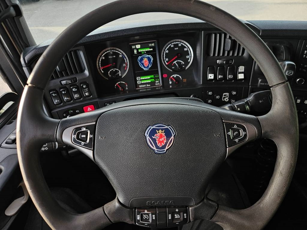 Camion ampliroll Scania R 450 6x2*4