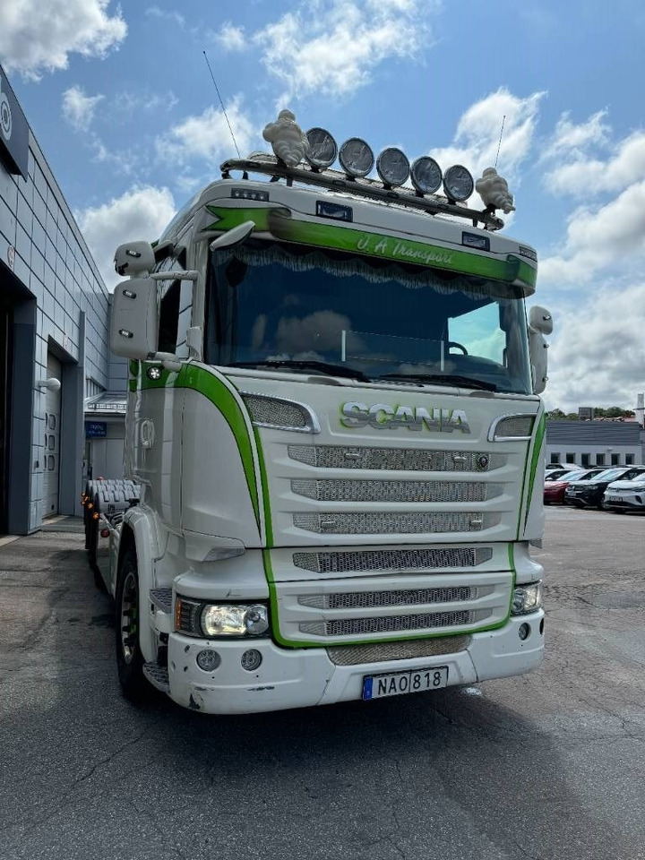 Camion ampliroll Scania R 520 LB8x4*4