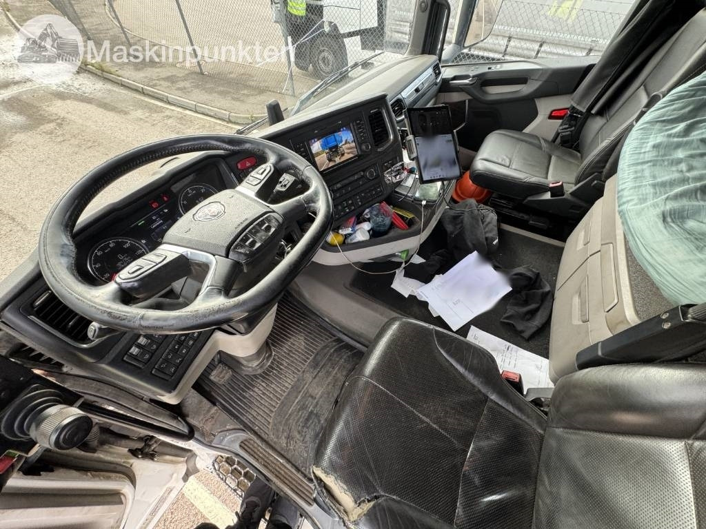Camion ampliroll Scania R 580 EKIPAGE