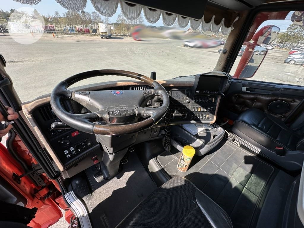 Camion ampliroll Scania R 580 LB