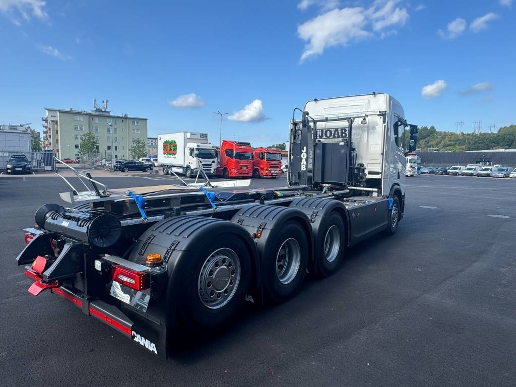 Camion ampliroll Scania R 590 8x4*4 Joab Lastväxlare