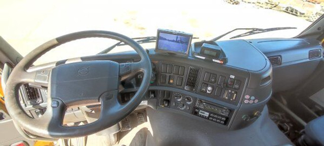 Camion ampliroll Terberg Volvo