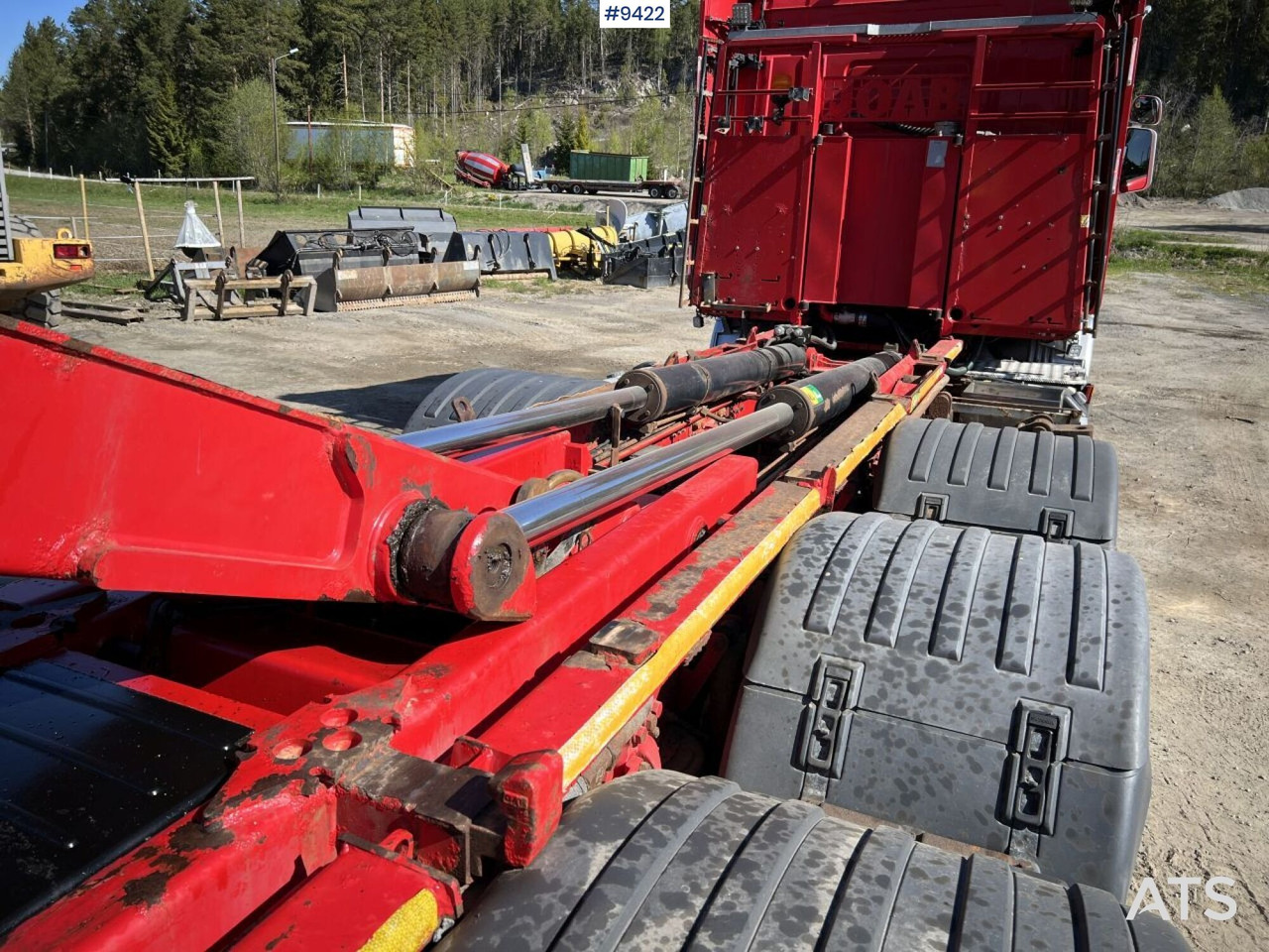Camion ampliroll Tridem Hooklift Truck Scania G490 with plow brackets