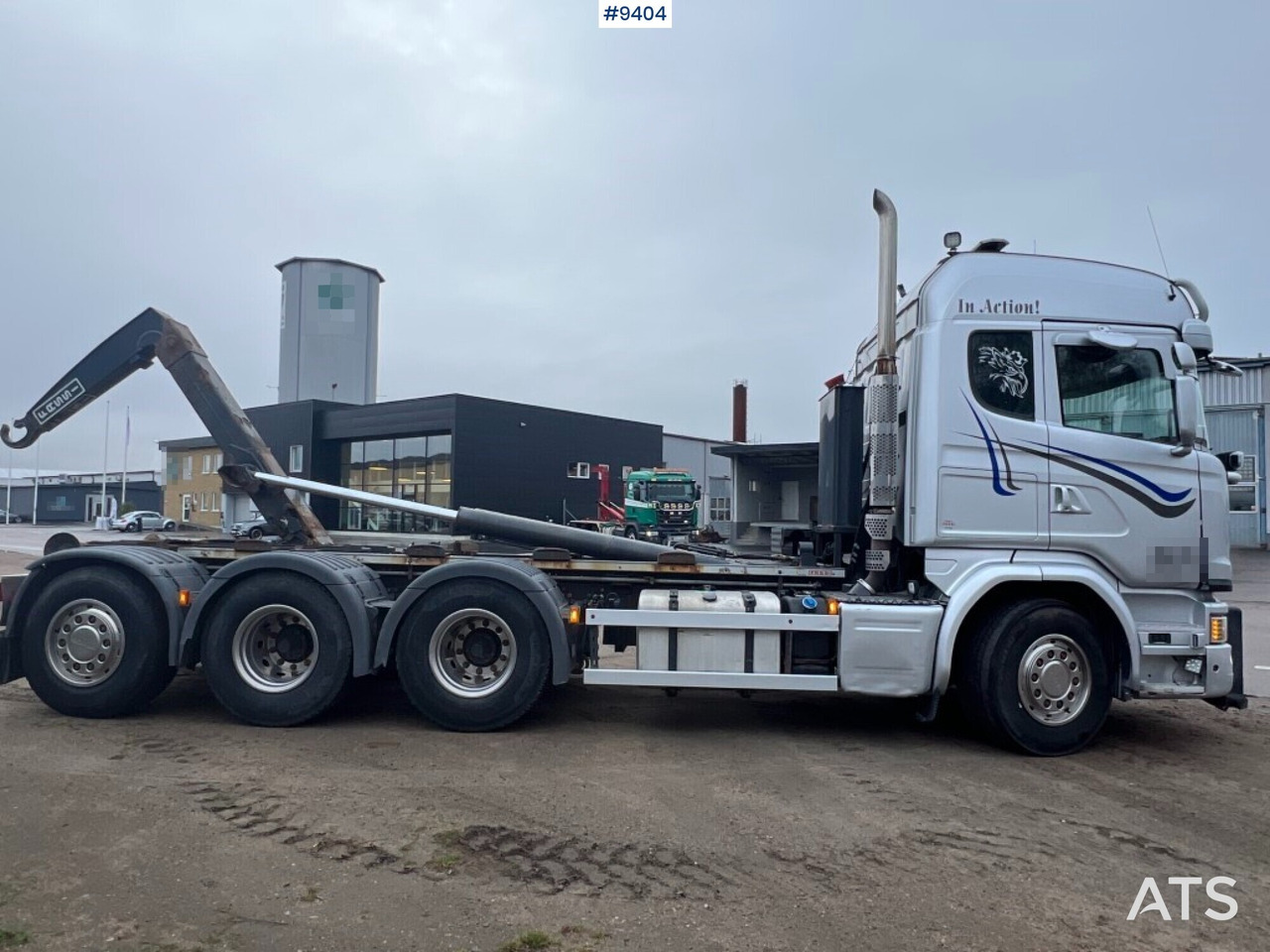 Camion ampliroll Tridem hooklift SCANIA G490 8X4*4 (VIDEO)