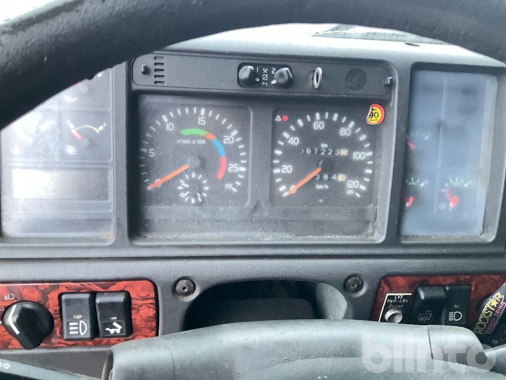 Camion ampliroll VOLVO FH12 6X2