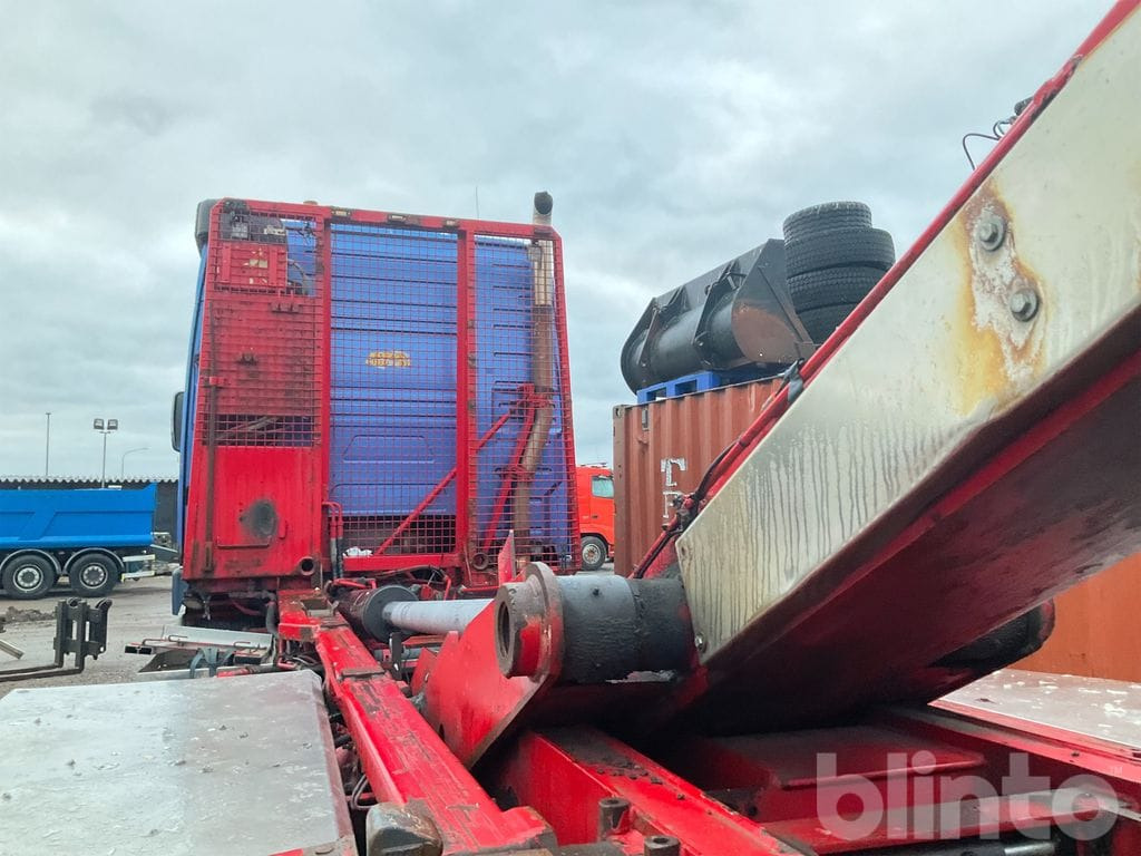 Camion ampliroll VOLVO FH12 6X2