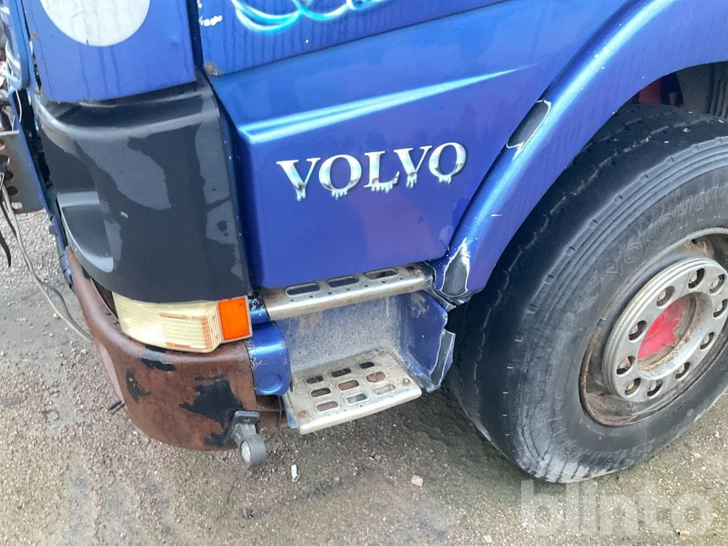 Camion ampliroll VOLVO FH12 6X2