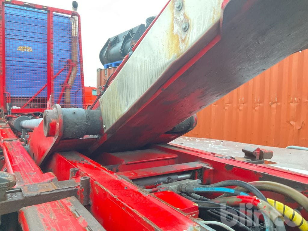 Camion ampliroll VOLVO FH12 6X2