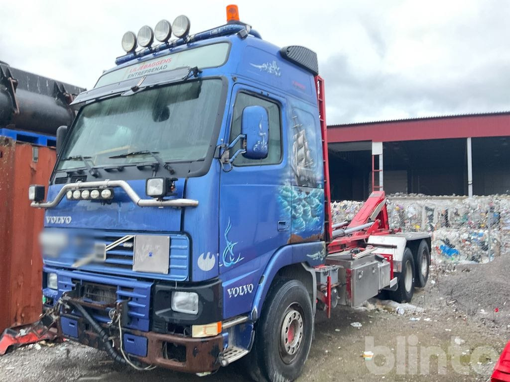 Camion ampliroll VOLVO FH12 6X2