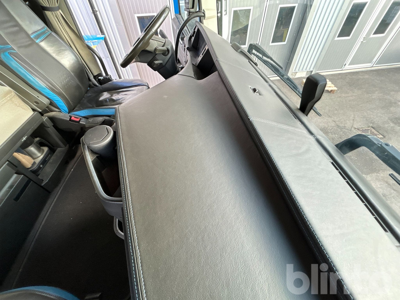 Camion ampliroll VOLVO FH16 750 Performance edition