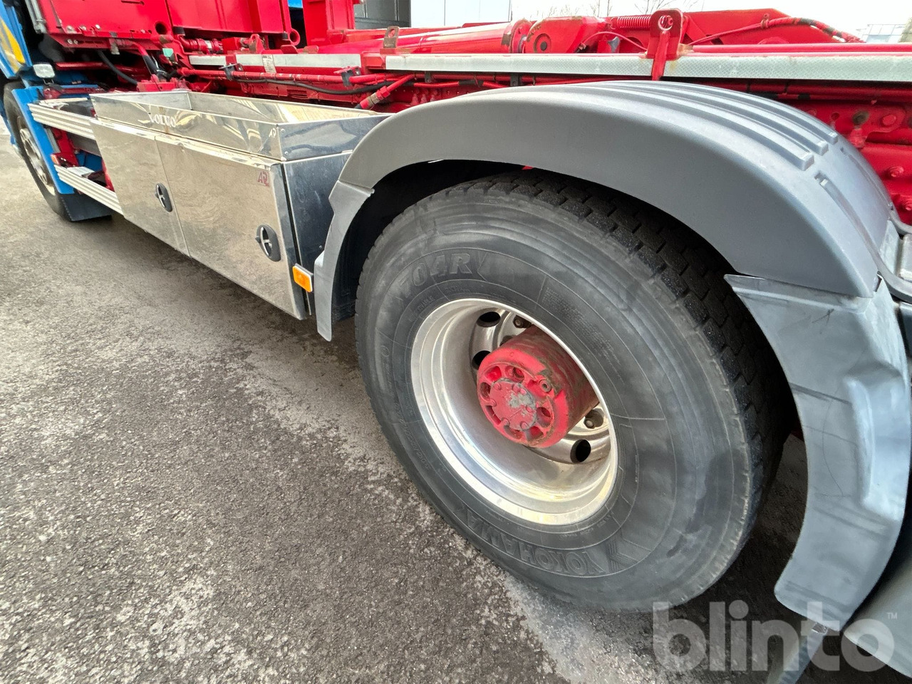 Camion ampliroll VOLVO FH16 750 Performance edition