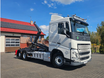 Camion ampliroll VOLVO FH500