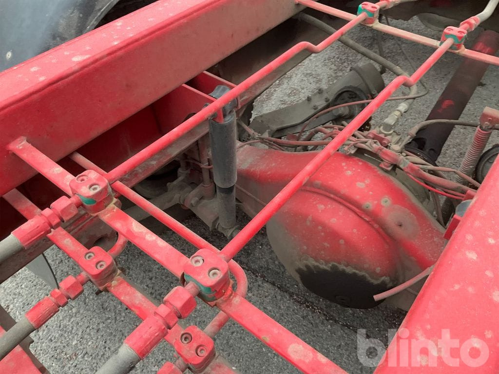 Camion ampliroll VOLVO FL 611 4X2