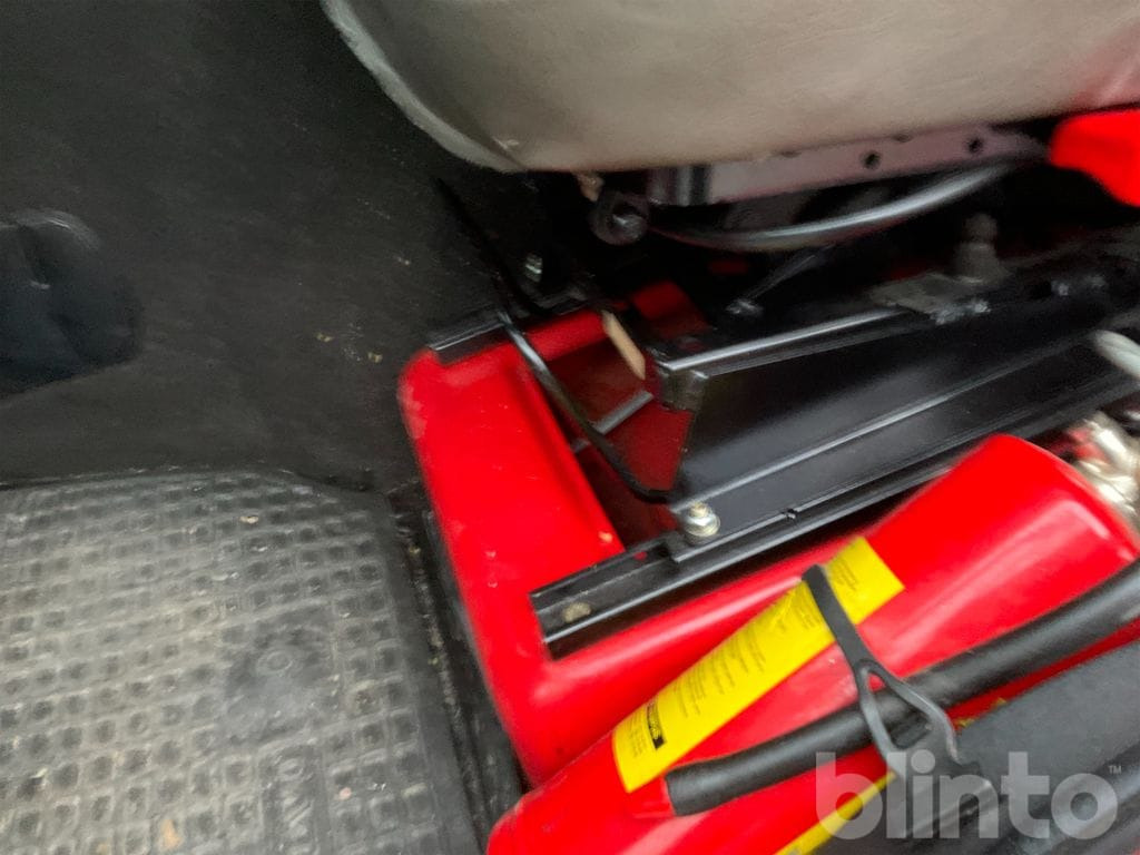 Camion ampliroll VOLVO FL 611 4X2