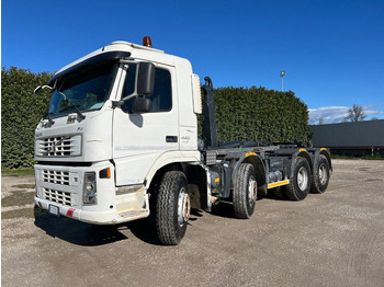 Camion ampliroll VOLVO FM440 SCARRABILE
