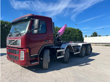 Camion ampliroll VOLVO FM440 SCARRABILE BALESTRATO
