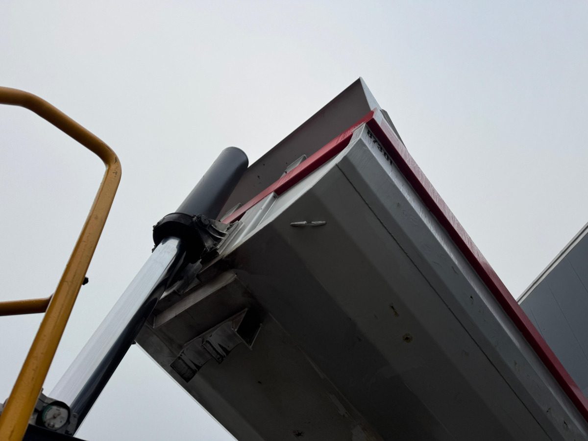 Camion ampliroll VOLVO FMX-500 10x4 Rückwärtskipper