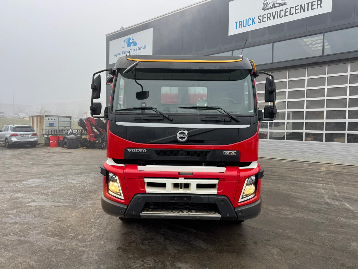 Camion ampliroll VOLVO FMX-500 10x4 Rückwärtskipper