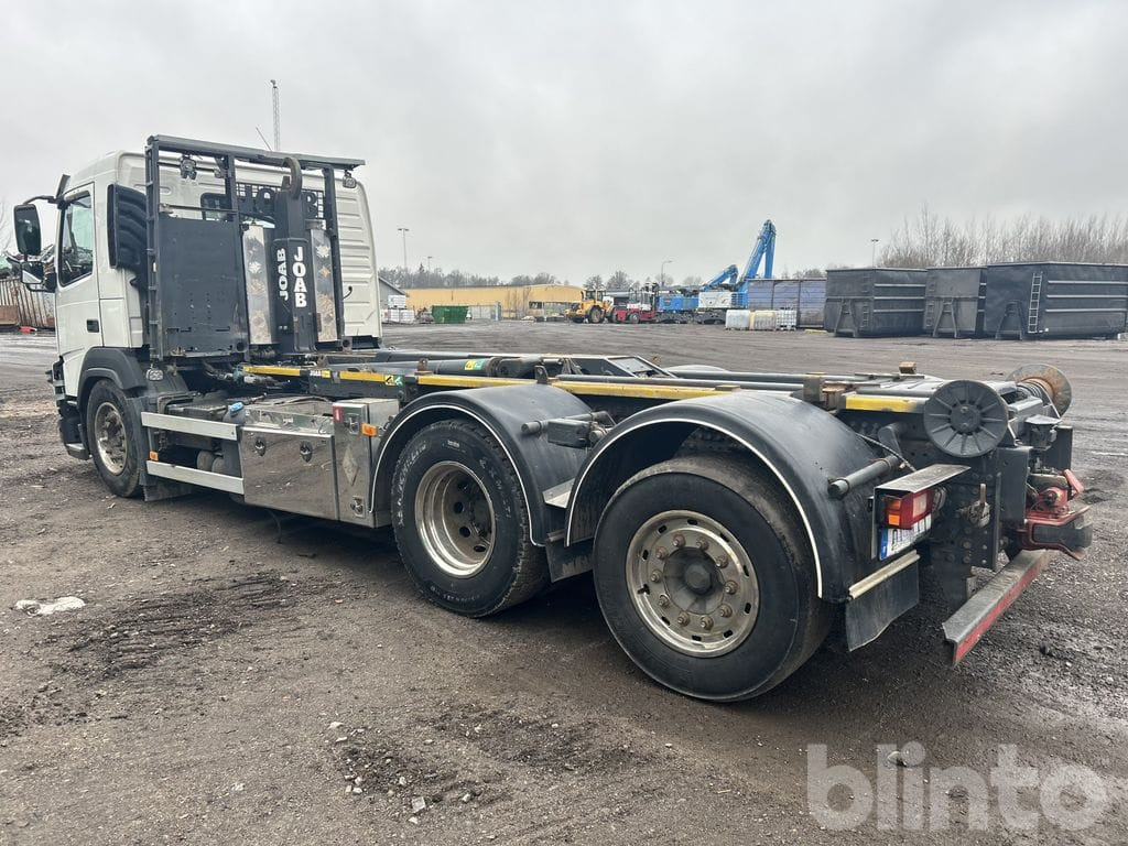 Camion ampliroll VOLVO FMX 6*2