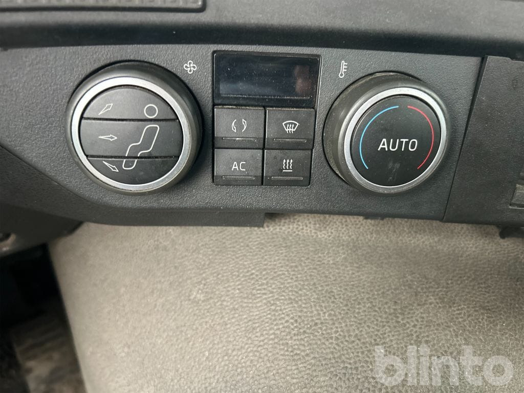 Camion ampliroll VOLVO FMX 6*2