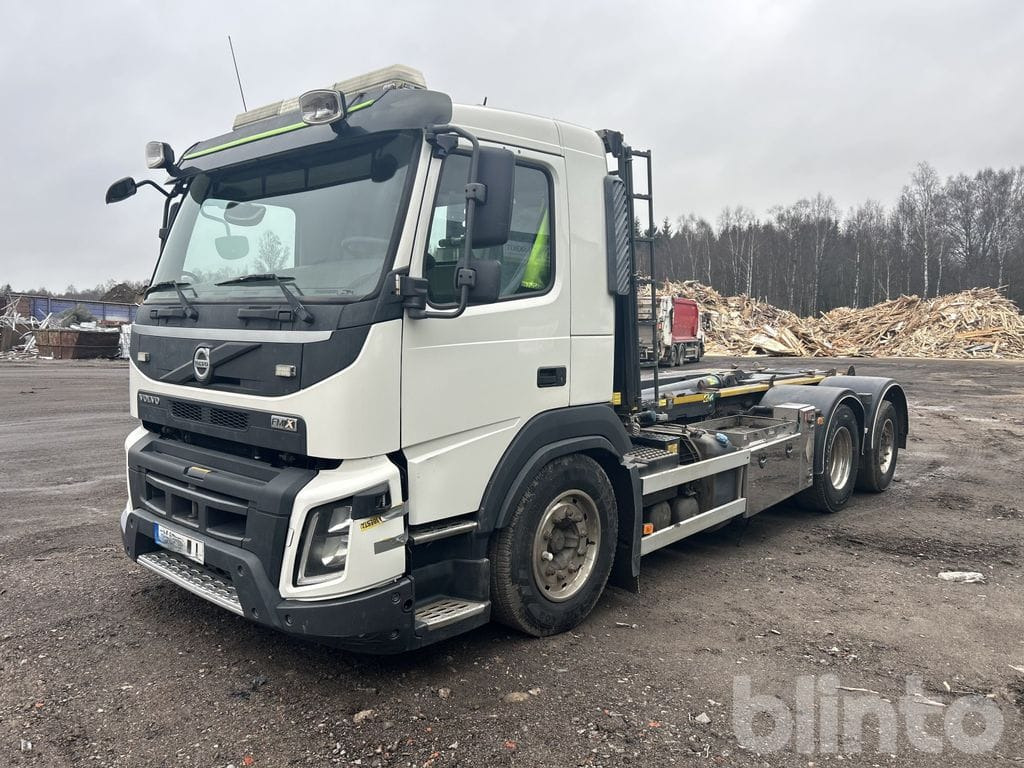 Camion ampliroll VOLVO FMX 6*2