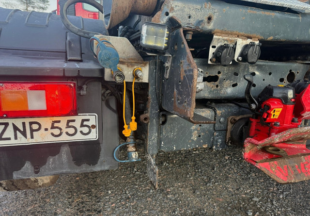 Camion ampliroll VolvoFH16 750 8X4