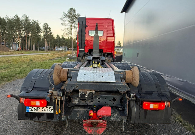 Camion ampliroll VolvoFH16 750 8X4