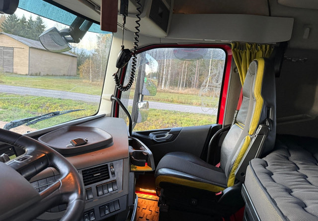Camion ampliroll VolvoFH16 750 8X4