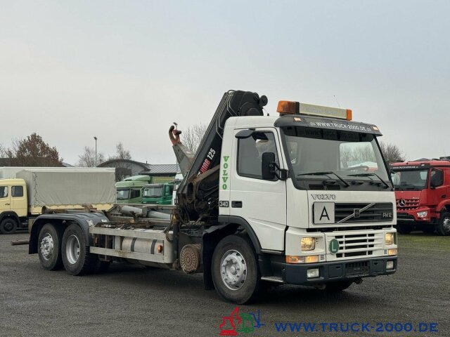 Camion ampliroll Volvo 340 HIAB Kran 11,9m=790kg 5+6 Steuerkreis Klima
