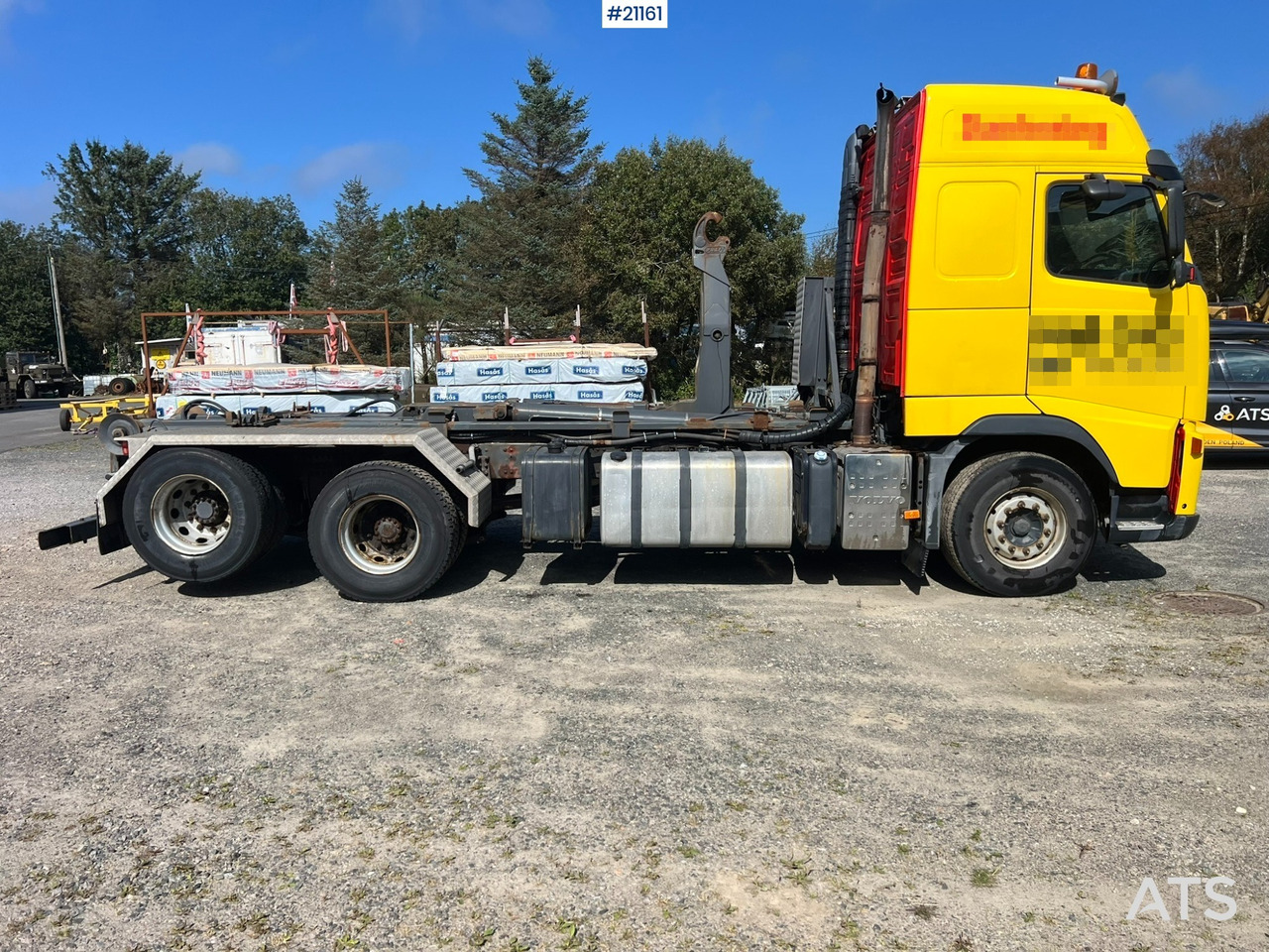 Camion ampliroll Volvo FH