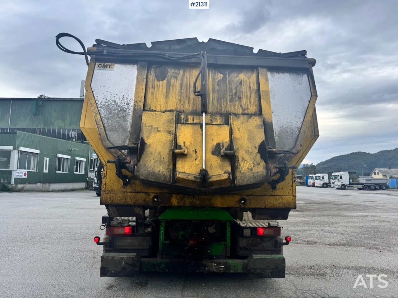 Camion ampliroll Volvo FH16 750