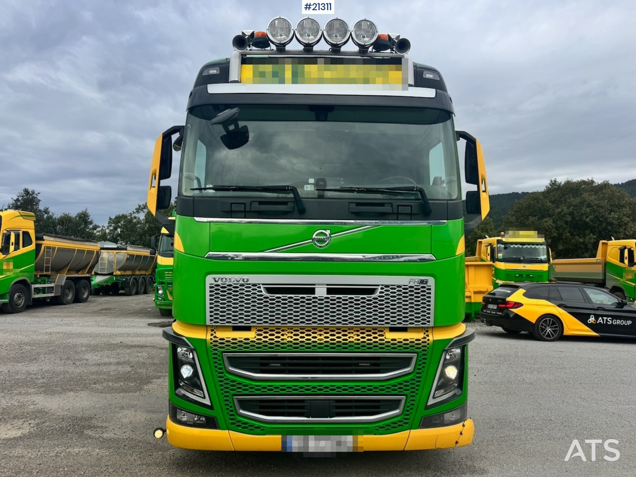 Camion ampliroll Volvo FH16 750
