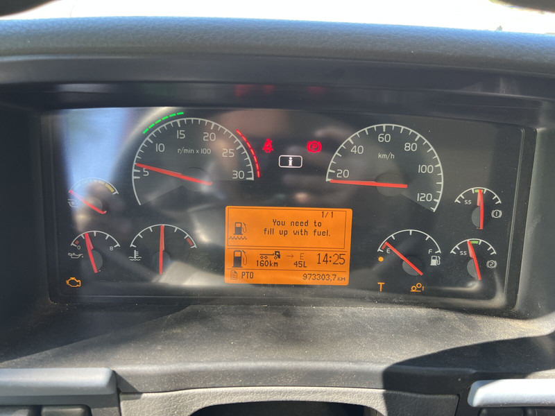 Camion ampliroll Volvo FH480