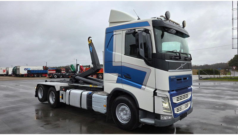 Camion ampliroll Volvo FH500 6X2