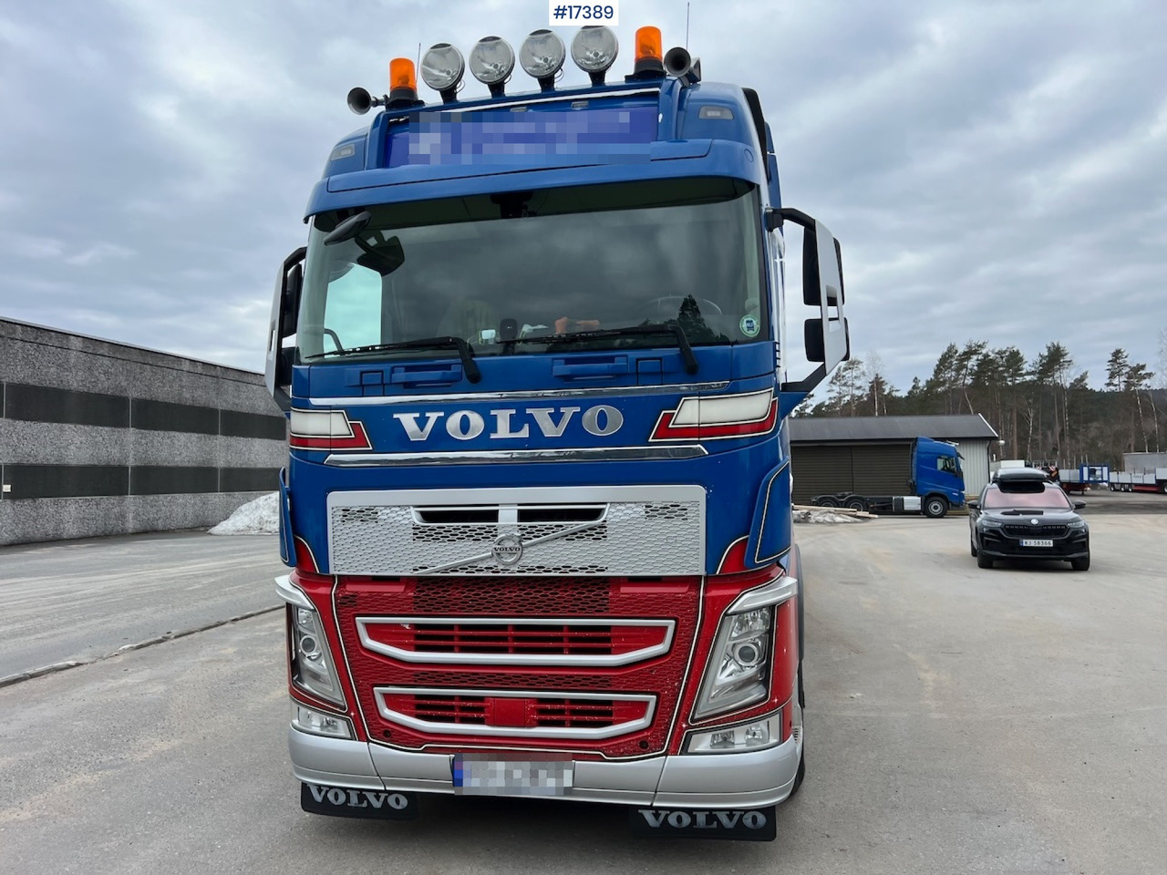 Camion ampliroll Volvo FH540