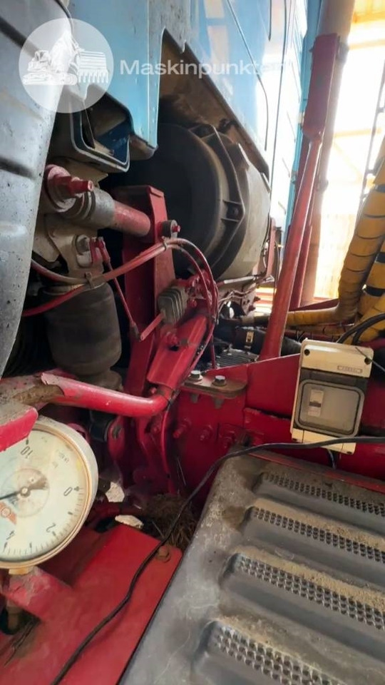 Camion ampliroll Volvo FH 16 550