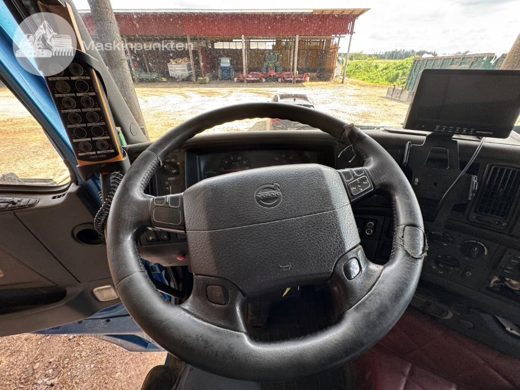 Camion ampliroll Volvo FH 16 550