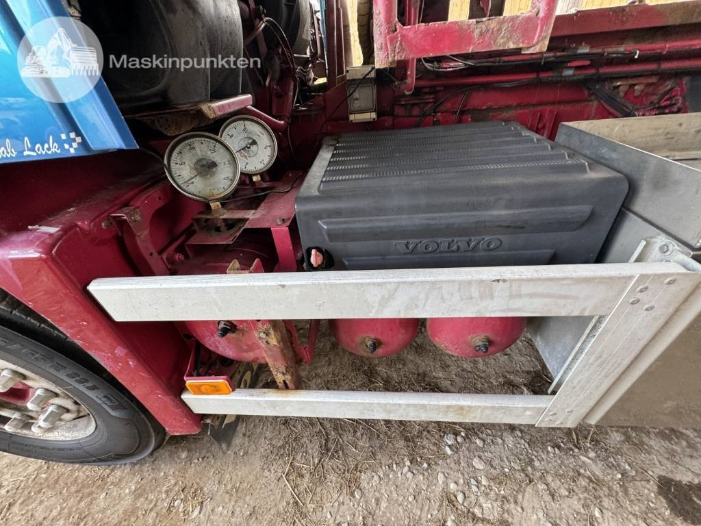 Camion ampliroll Volvo FH 16 550