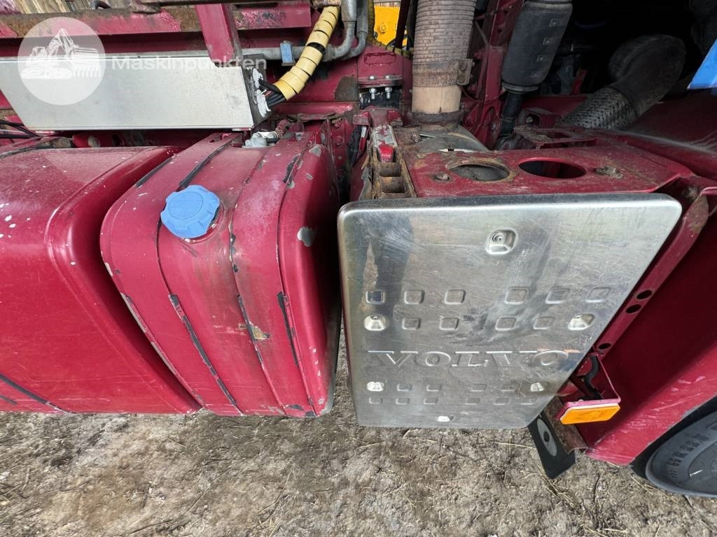 Camion ampliroll Volvo FH 16 550