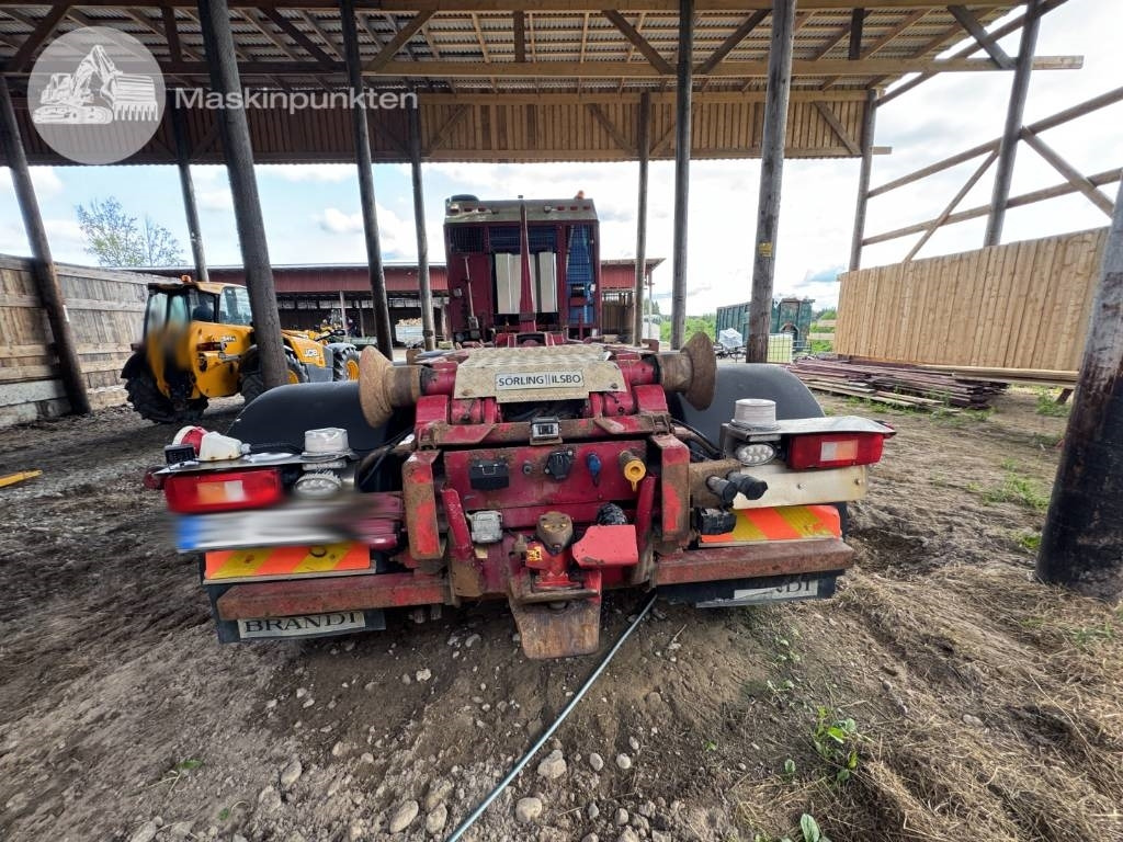 Camion ampliroll Volvo FH 16 550