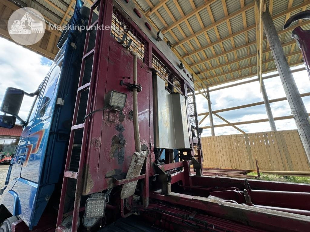 Camion ampliroll Volvo FH 16 550