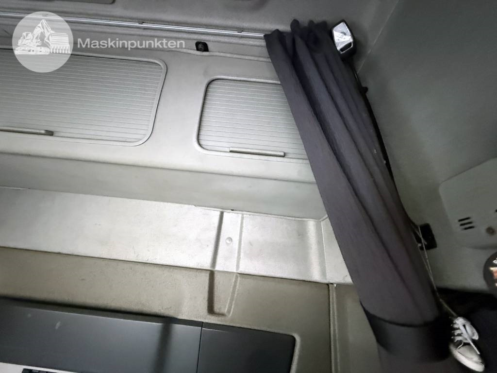 Camion ampliroll Volvo FH 16 660