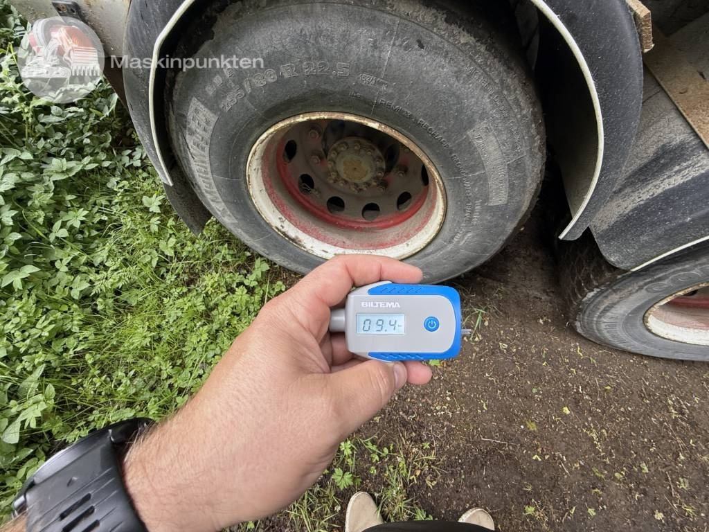 Camion ampliroll Volvo FH 16 660