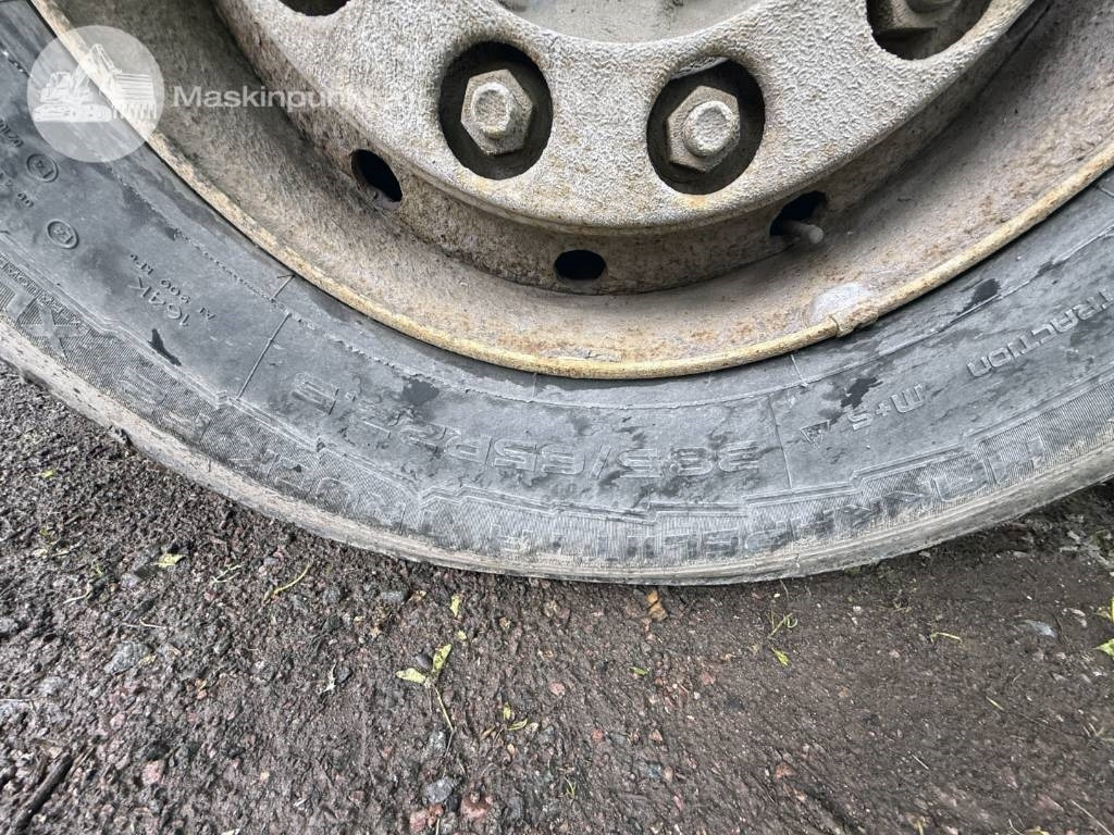 Camion ampliroll Volvo FH 16 660