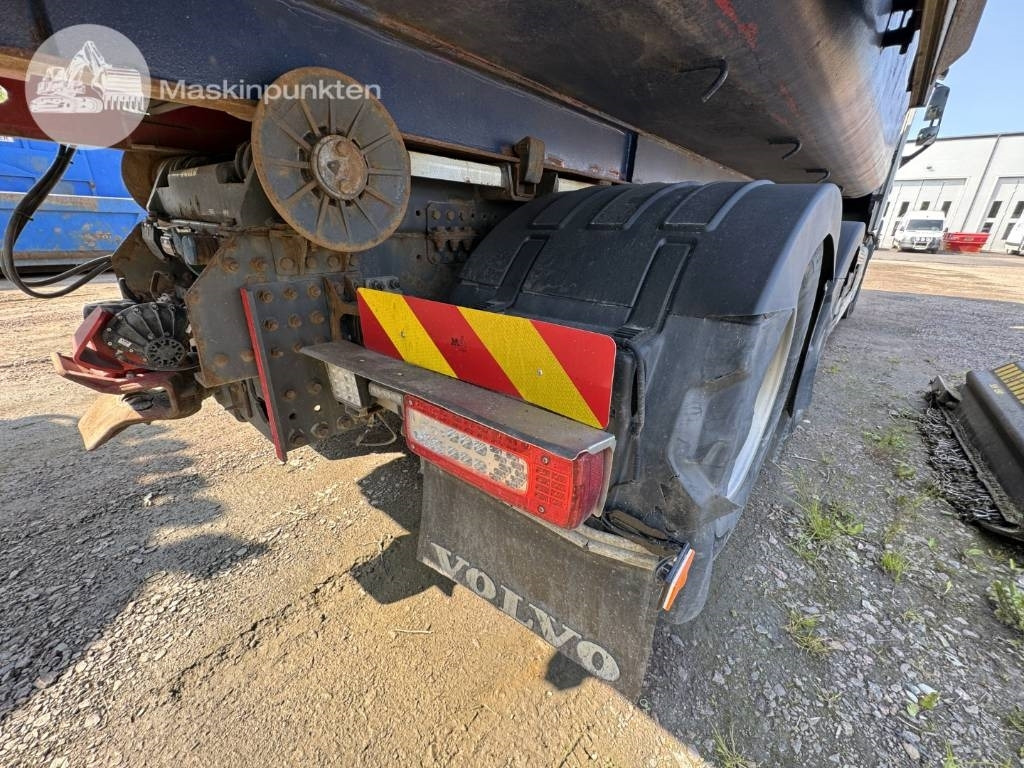 Camion ampliroll Volvo FH 16 750