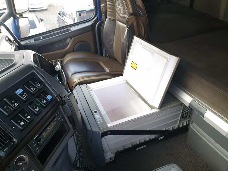 Camion ampliroll Volvo FH 16 750