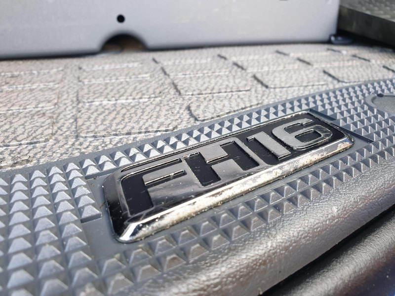 Camion ampliroll Volvo FH 16 750