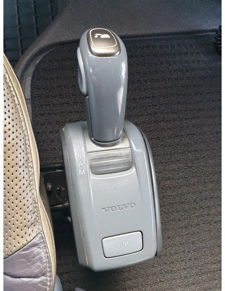 Camion ampliroll Volvo FH 16 750