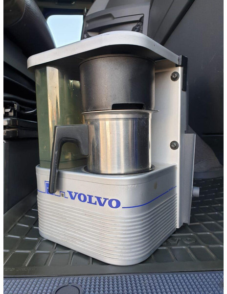 Camion ampliroll Volvo FH 16 750