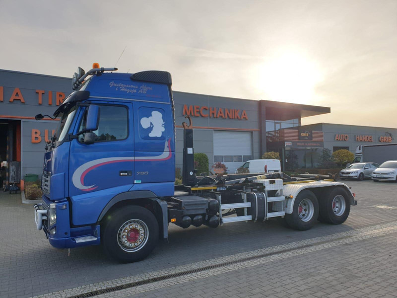 Camion ampliroll Volvo FH 16 750